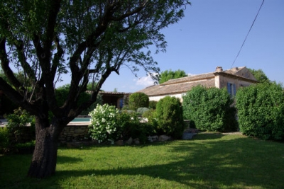 luberon 895,000