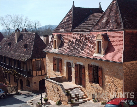 dordogne village house