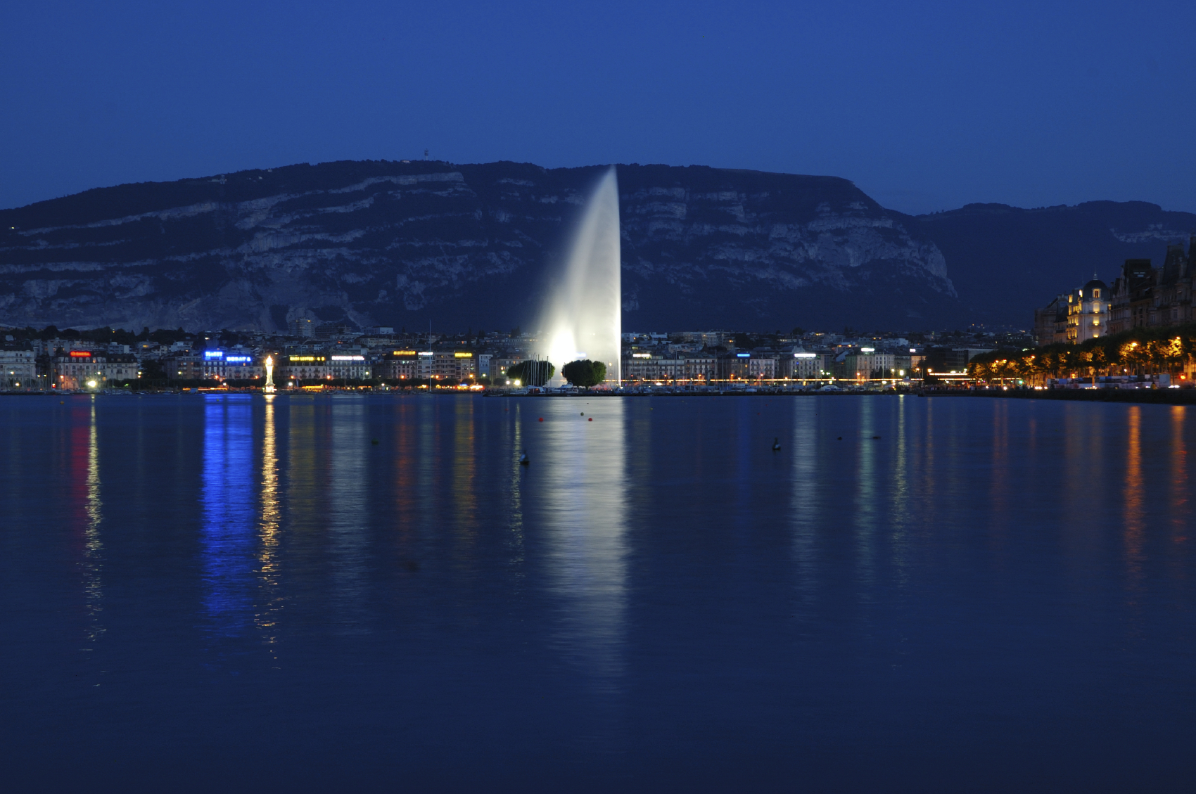 Jet'd Eau Fountain Geneva