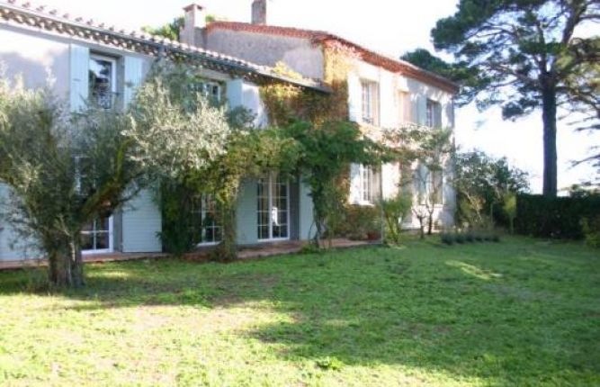 Who could resist these three luxury stone houses for under €800,000 in France?