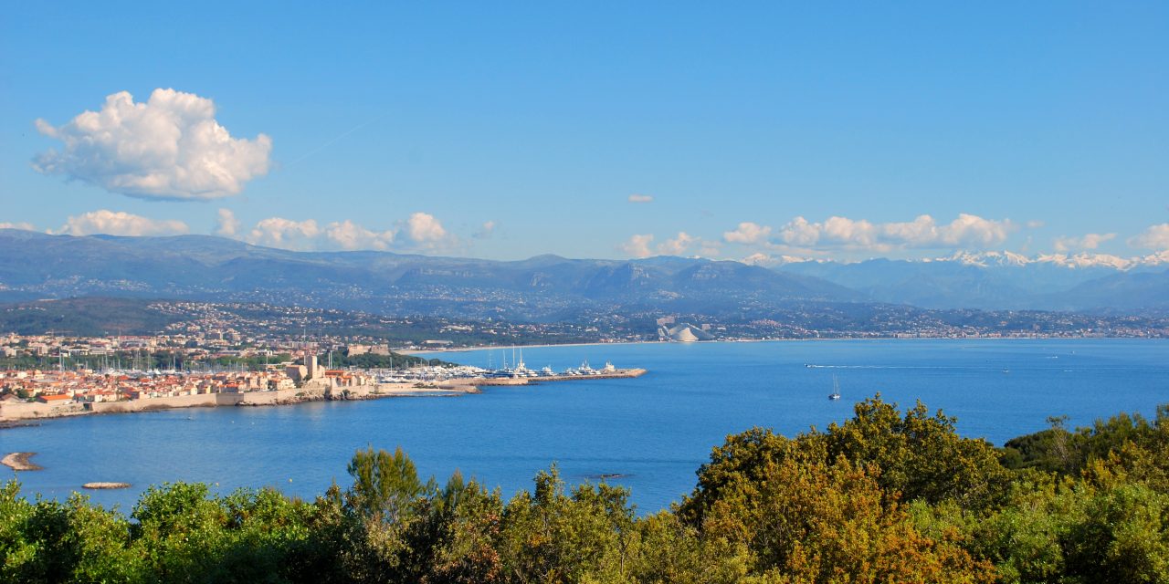 Six sea-view homes with pools in France for under €1 million