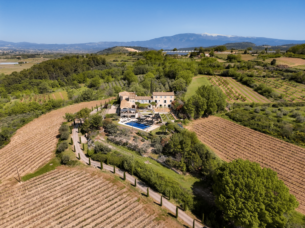 luxury property search
