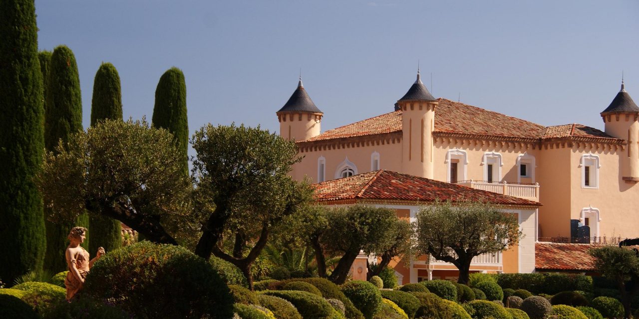 Your Dream French Riviera Home : The White Lotus hits Saint Tropez